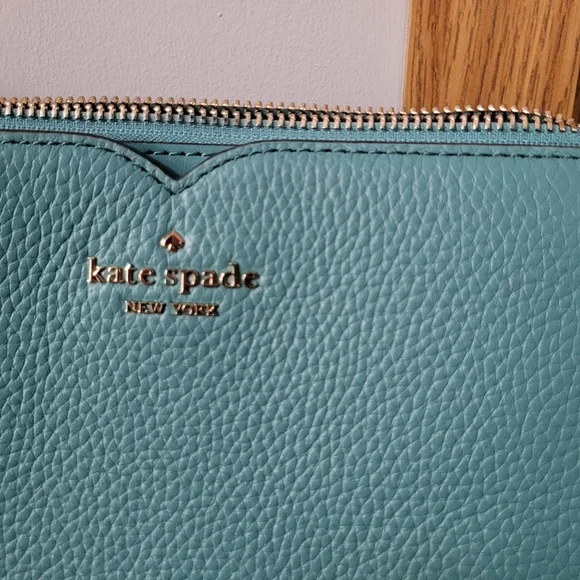 Brand NEW Kate Spade Harlow Crossbody in Stone Blue Pebbled Leather - Picture 5 of 7